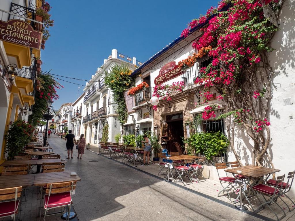 old town marbella restaurants