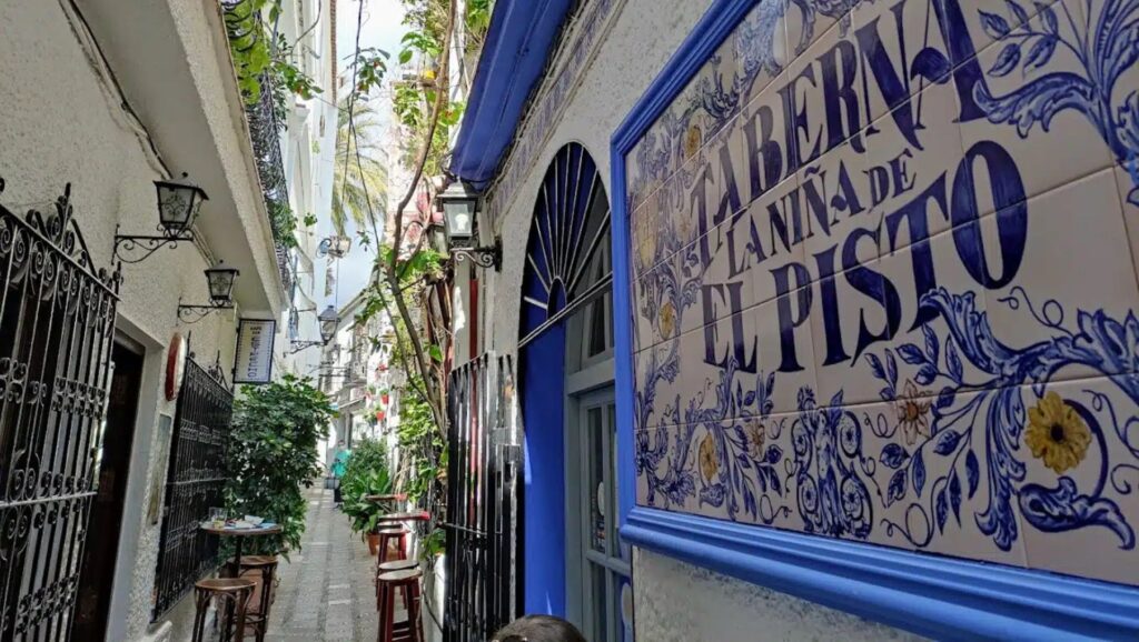 Taberna La nina del pisto Marbella old Town