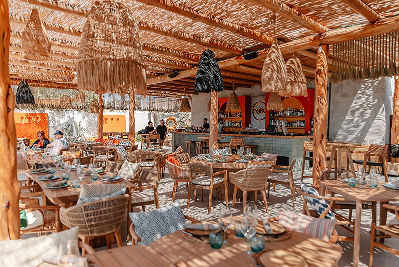 Nosso Summer Club Marbella bohemian chic beach club atmosphere