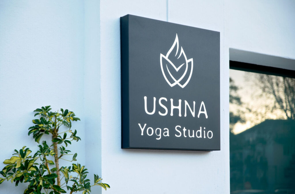 Interior of Üshna Yoga hot yoga studio in Nueva Andalucía, Marbella